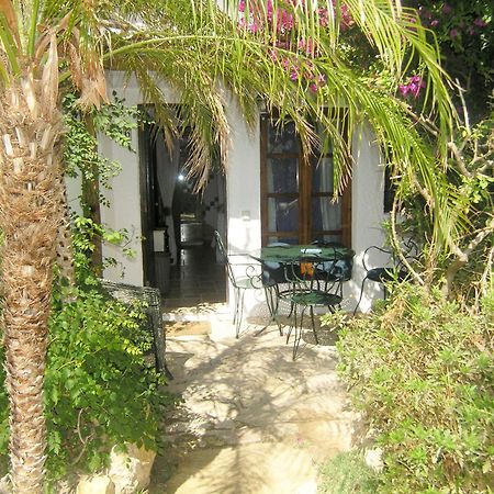 Uma Casa A Beira Sol Bed & Breakfast Lagos Bagian luar foto