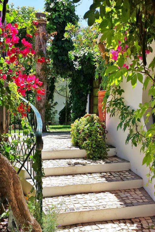 Uma Casa A Beira Sol Bed & Breakfast Lagos Bagian luar foto