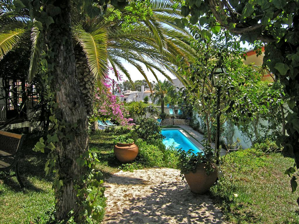 Uma Casa A Beira Sol Bed & Breakfast Lagos Bagian luar foto