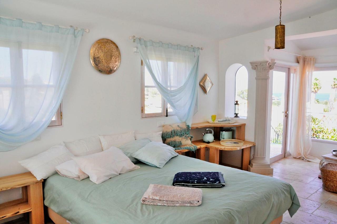 Uma Casa A Beira Sol Bed & Breakfast Lagos Bagian luar foto